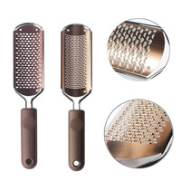 Esfoliante para pé, calo, pele, callus, mulher, cuidados com a pele, cuidados com a beleza, atitude feminina, attitude feminina, pé rachado, rachaduras, rachadura de pé, beleza feminina, pedicure, manicure, pedi cure, mani cur.