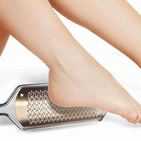 Esfoliante para pé, calo, pele, callus, mulher, cuidados com a pele, cuidados com a beleza, atitude feminina, attitude feminina, pé rachado, rachaduras, rachadura de pé, beleza feminina, pedicure, manicure, pedi cure, mani cur.